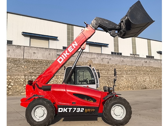 DKT732 伸缩臂叉车